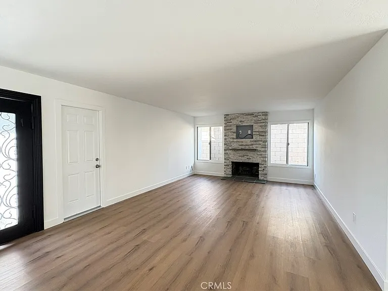 17541 Pine Cir — Photo 4