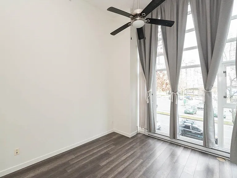 1033 Marinaside Cres #2M — Photo 12