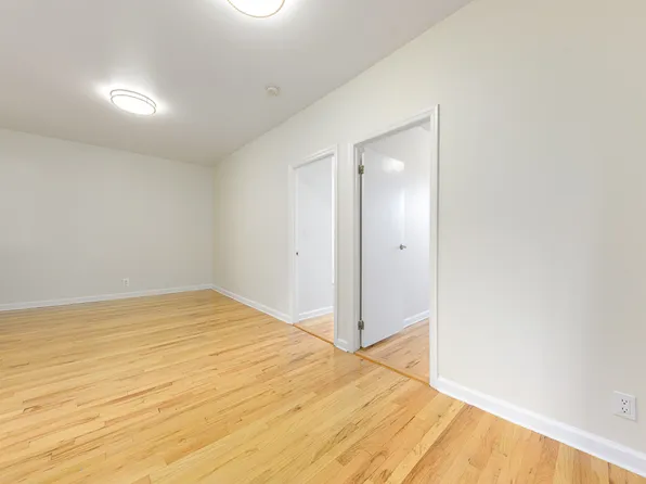 339 East 12th Street image 3 of 6