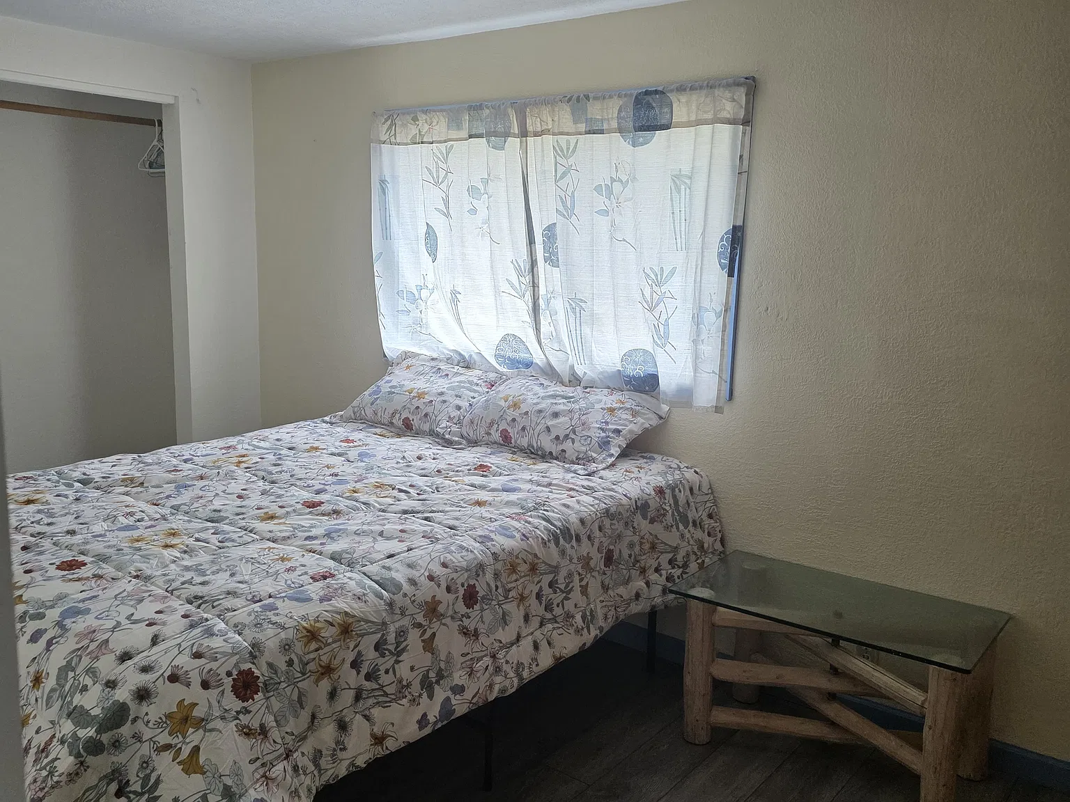 2 bed, 1100 sqft, $2,695 — Photo 3