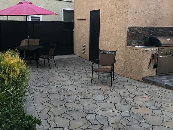 3rd image of 4129 E Ocean Blvd APT 207