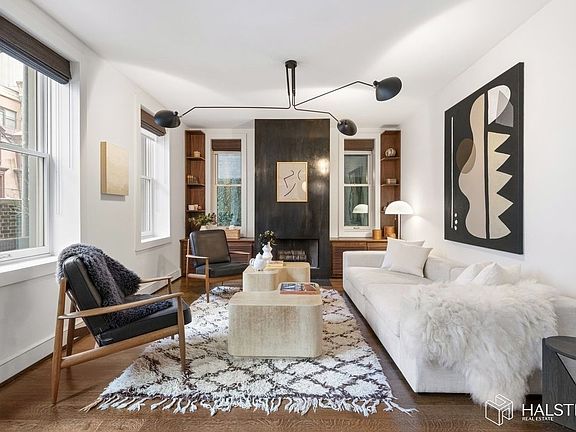 2nd image of 120 W 58th St Frnt A