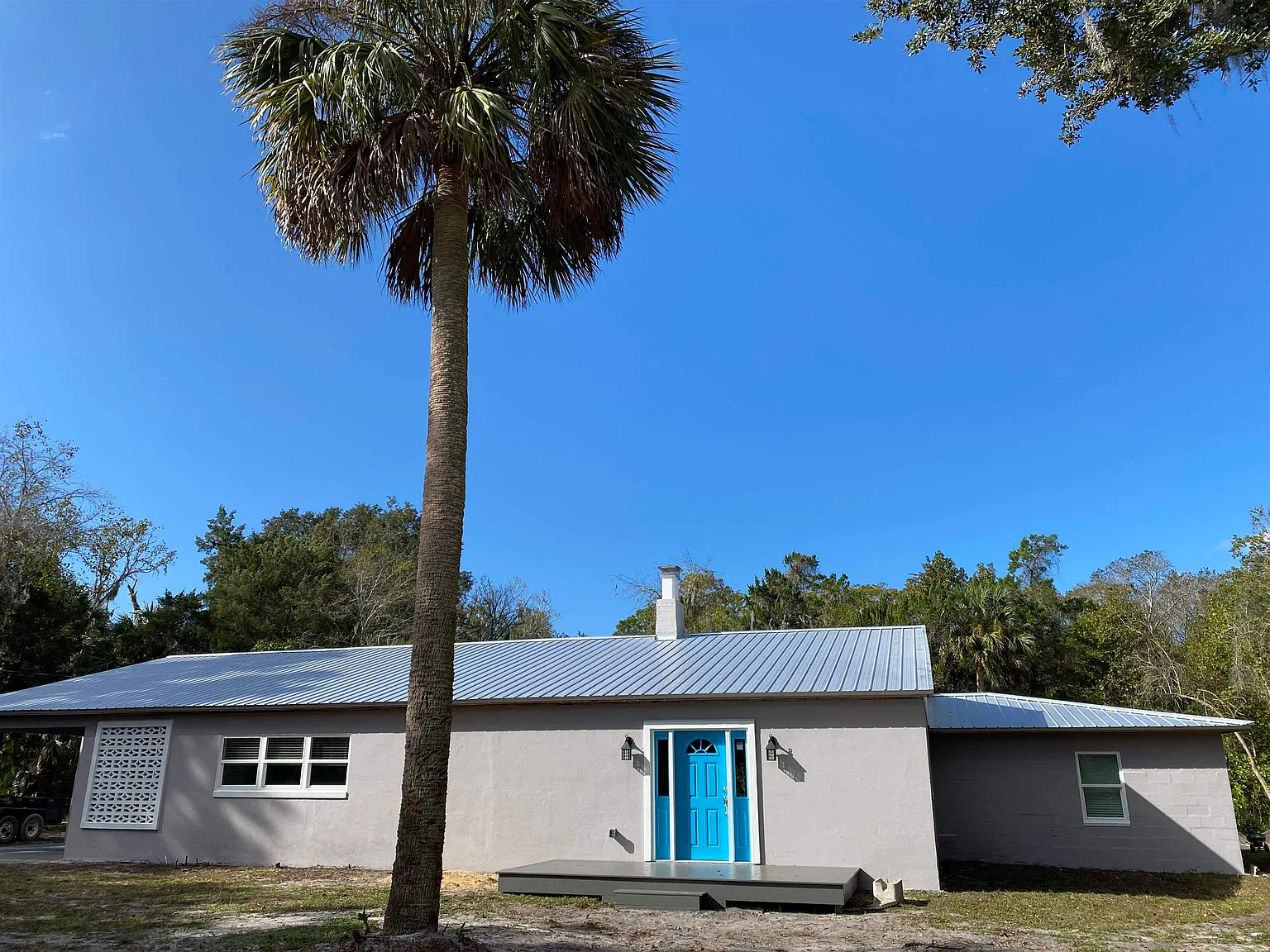 3 bed, 2.5 bath, 2352 sqft, $2,500 — Photo 1