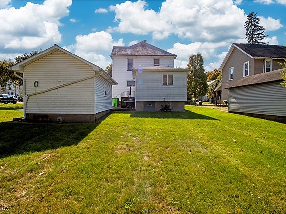 4th image of 219 W Paradise St