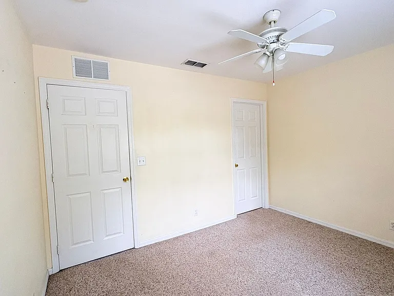 8162 Pacific Beach Dr — Photo 15