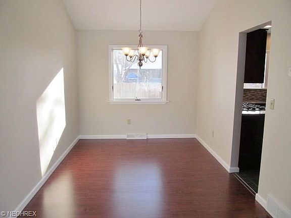 5th image of 14215 Revere Cir