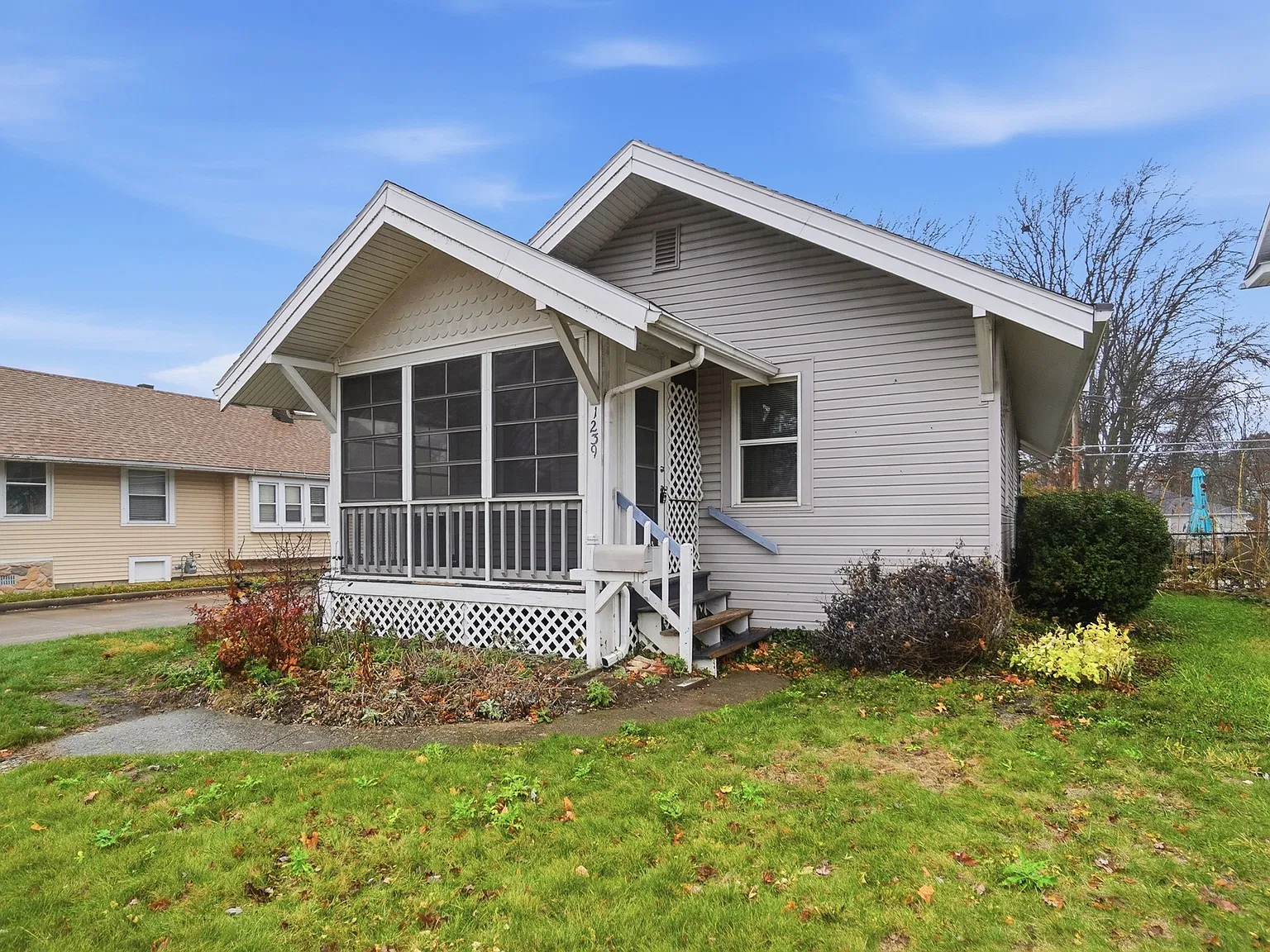 1239 Charlotte Avenue - 1 — Photo 3