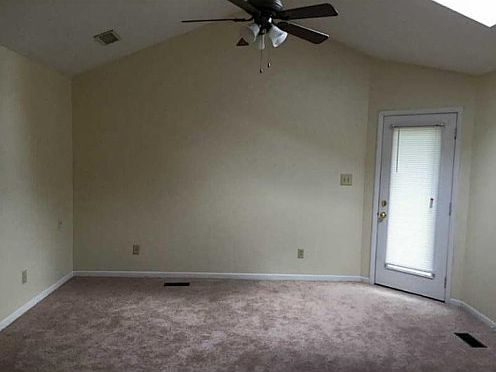 3rd image of 4421 Dabny Dr