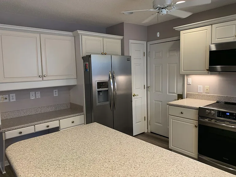480 Shellbank Dr — Photo 6