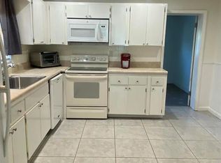 3927 W Roan Ct, West Palm Beach, FL 33403