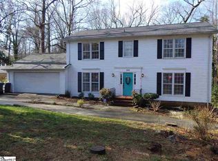 104 E Woodburn Dr, Taylors, SC 29687