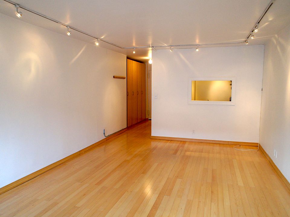1st image of 7 E 14th St APT 1522