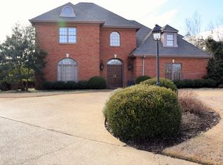 2427 Greenwich Park Cir, Tupelo, MS 38804