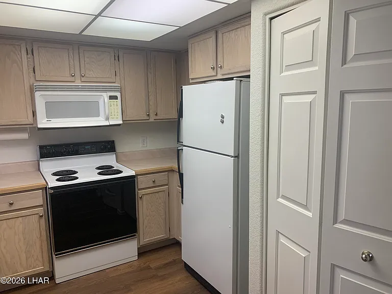 2095 Mesquite Ave #29 — Photo 7