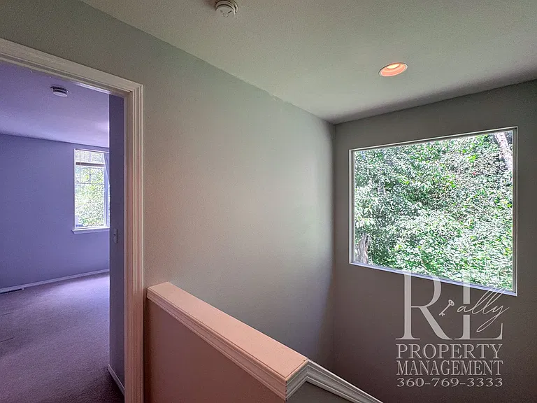 7070 Engine Ln NE — Photo 18