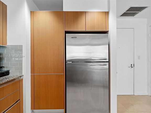 5th image of 1050 Brickell Ave APT 2422