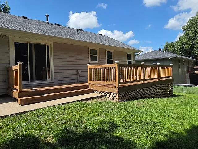 8508 Linda Ln — Photo 2
