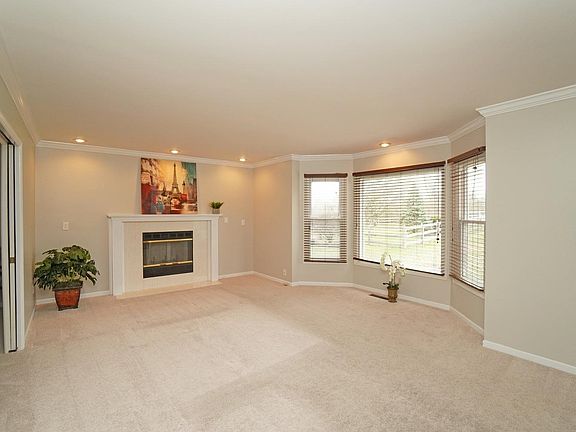 4th image of 8294 Eagleridge Dr