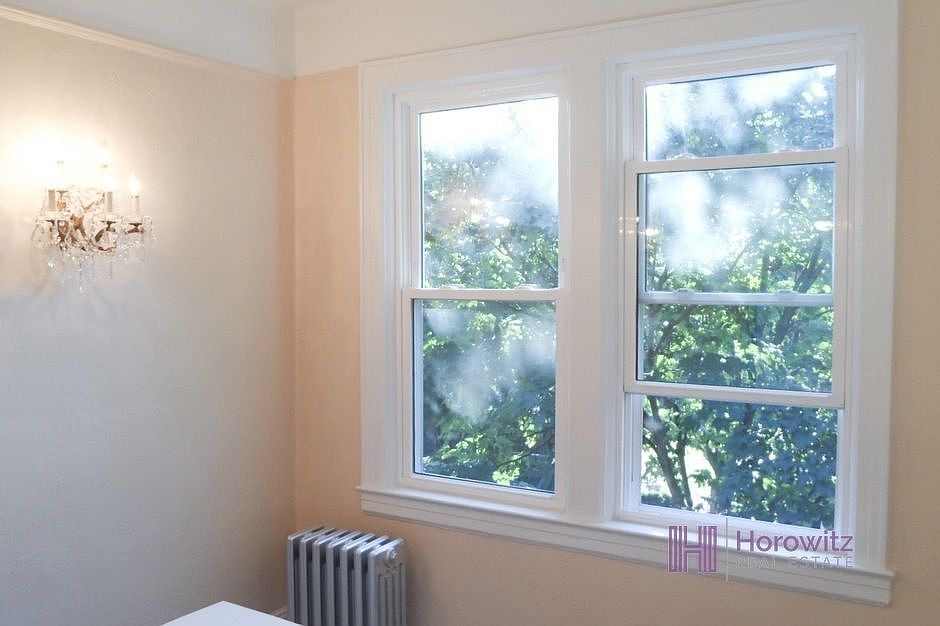 1st image of 3449 Crescent St