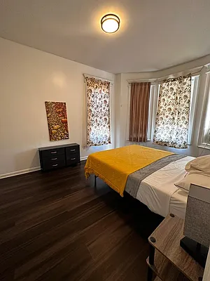 Rented by Fifth & Forever LLC | media 8