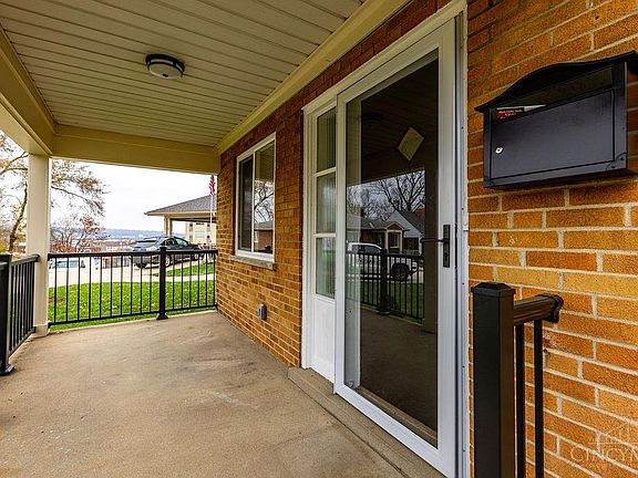 5th image of 4402 Schroder Dr