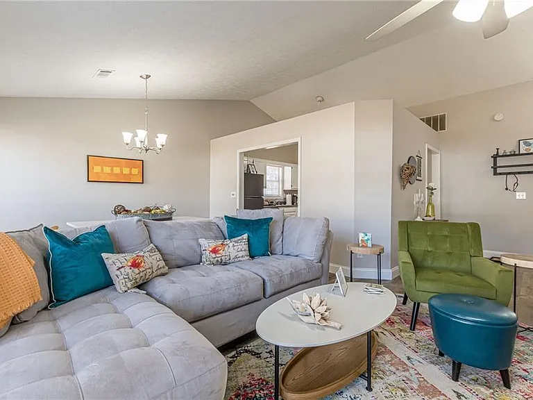 3195 Jorden Crest Ct — Photo 6