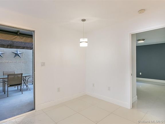 3rd image of 850 N Miami Ave APT 103