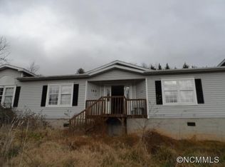 33 Folsom Dr, Candler, NC 28715