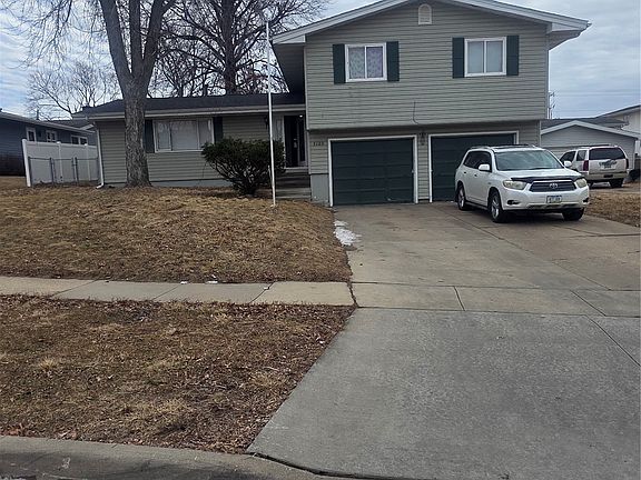 3rd image of 5109 Spencer Dr SW