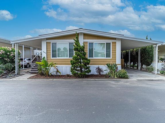 2nd image of 585 Mountain Home Dr