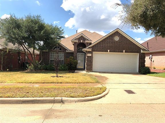 2nd image of 4125 Stone Hollow Way