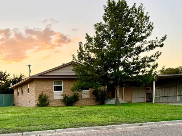 625 Donna Dr, Guymon, OK 73942