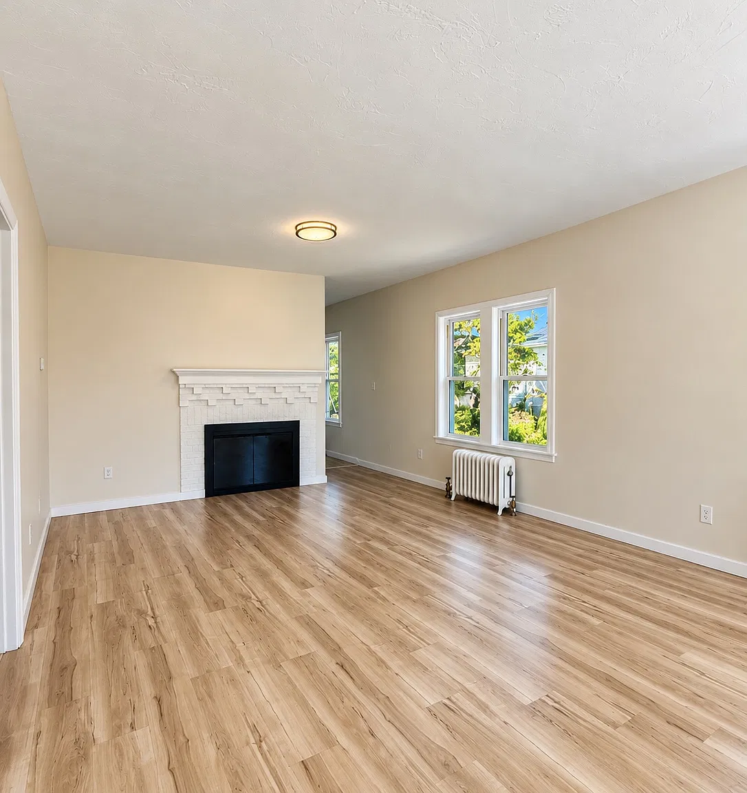 3 bed, 1100 sqft, $2,495 — Photo 4
