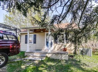 408 Dyer Ave, Reisterstown, MD 21136