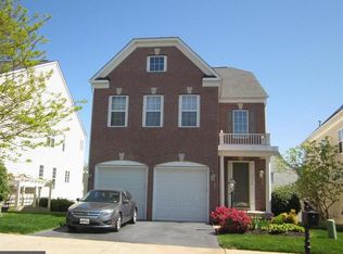 16175 Radburn St, Woodbridge, VA 22191