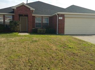 1106 Buckingham Dr, Forney, TX 75126