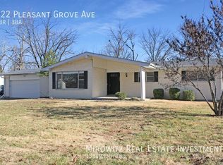 222 Pleasant Grove Ave, Ballwin, MO