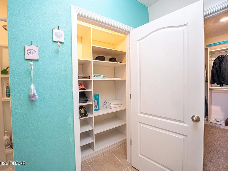 1326 Middle Lake Dr — Photo 9