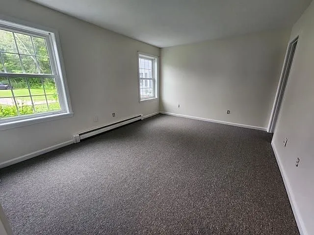 605 Springbrook Cir — Photo 10
