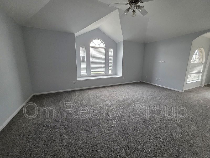 1st image of 12823 Mills Crossing Ln