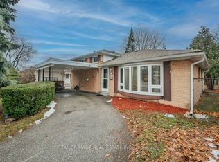 37 Vanderbrent Cres, Toronto, ON M9R3W9