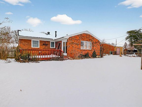 2nd image of 1738 Queens Way Ct
