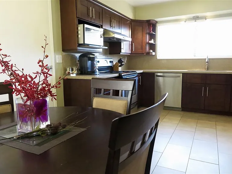 7291 Curtis St — Photo 2