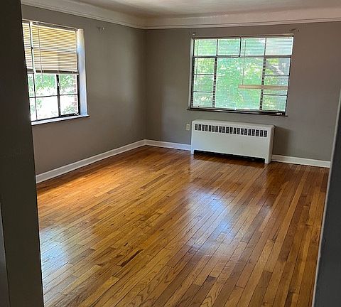 5th image of 2773 Losantiville Ave APT 3
