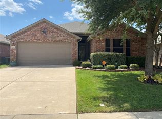 7632 Rainbow Creek Dr, Fort Worth, TX 76123