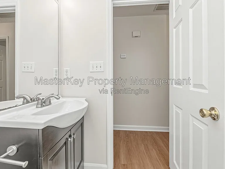 6307 Forest Ridge Dr — Photo 42