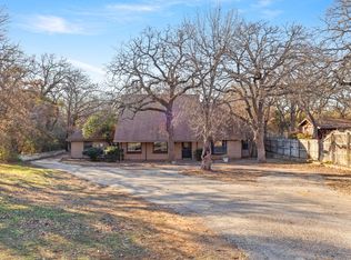 1221 Murrell Rd, Grapevine, TX 76051