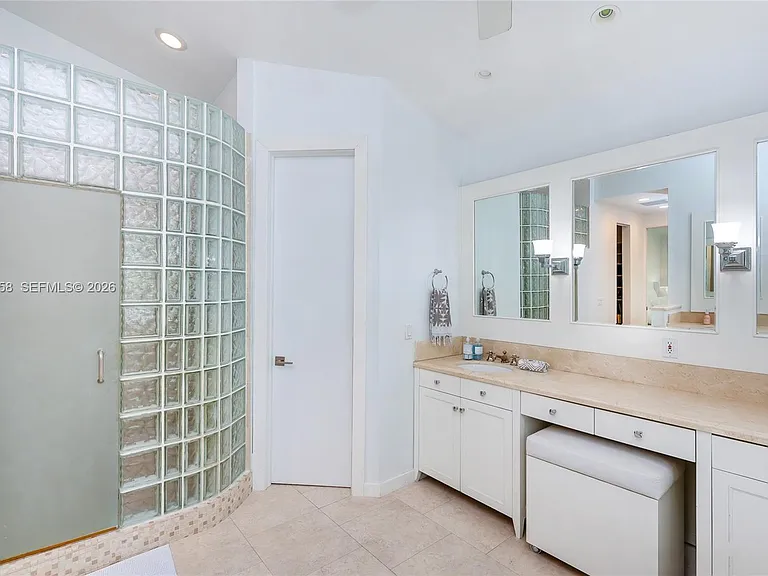 650 Curtiswood Dr — Photo 25