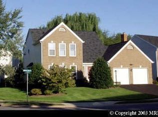 3560 Armfield Farm Dr, Chantilly, VA 20151