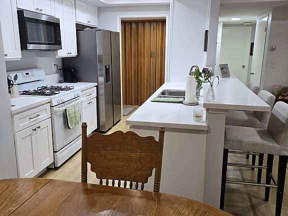 2nd image of 12635 Main St APT 304